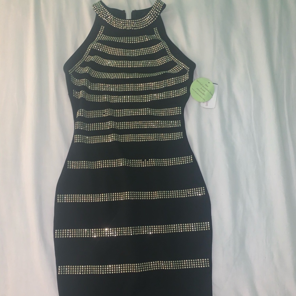 Windsor dress brand new !